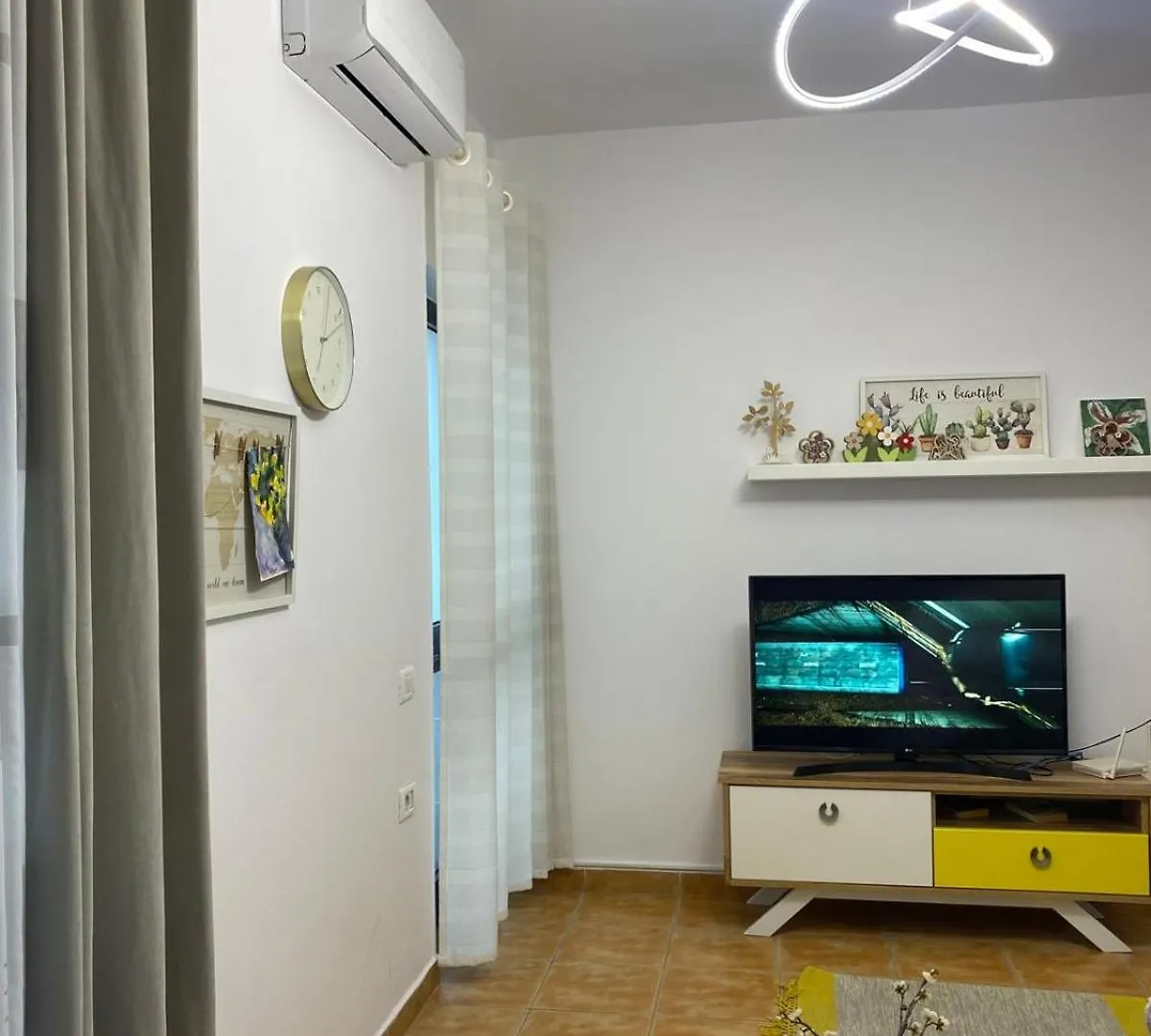 Juli'S Pazari Nest Apartment Tirana Albania