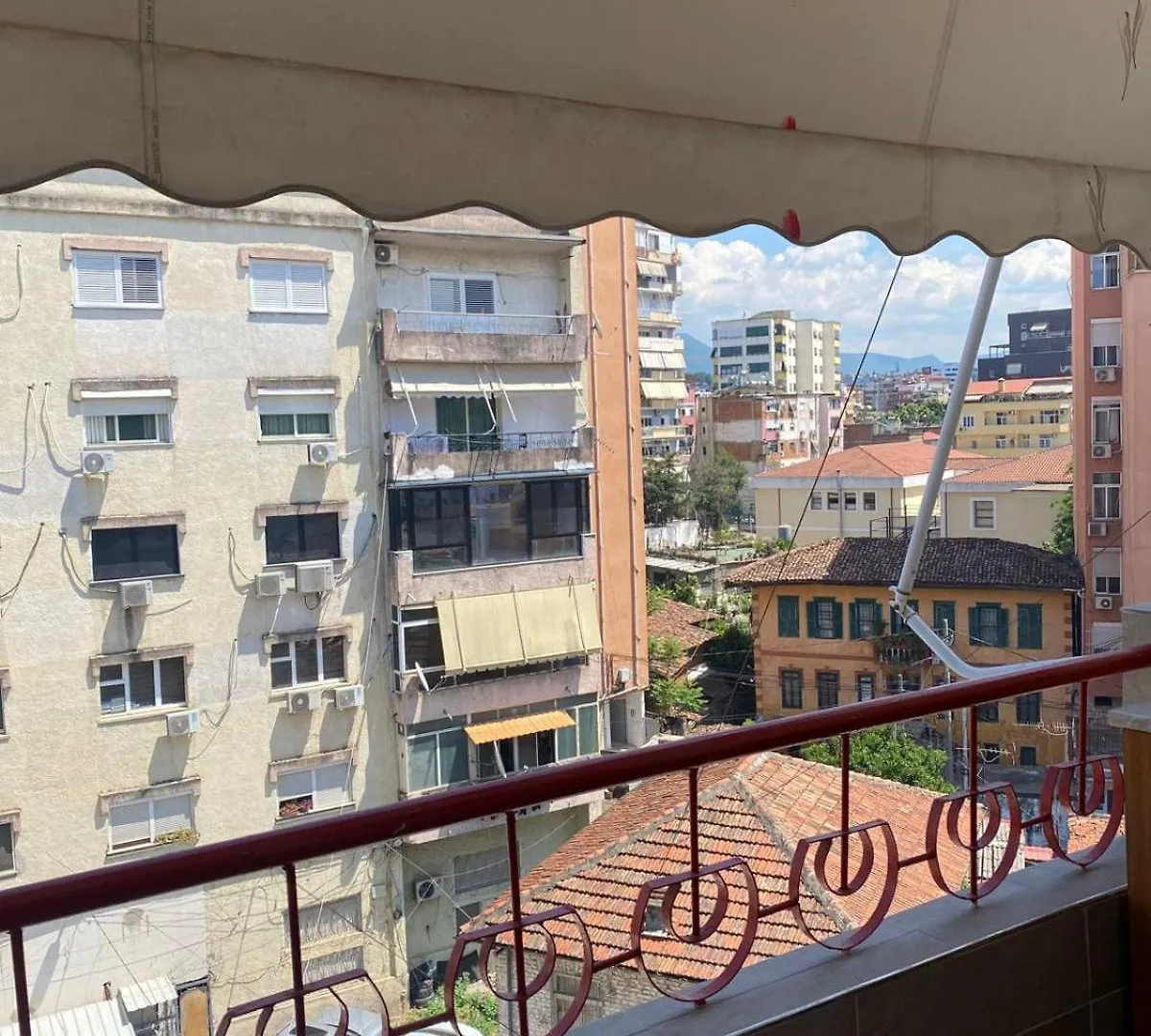 Juli'S Pazari Nest Apartment Tirana